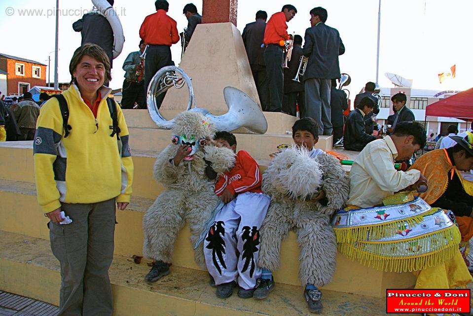 PERU - Village festivity on the road to Puno  - 12.jpg